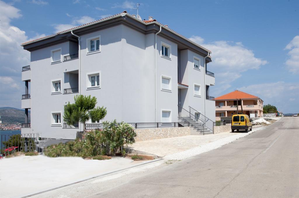 Apartments Maja Donji Okrug  Exterior photo