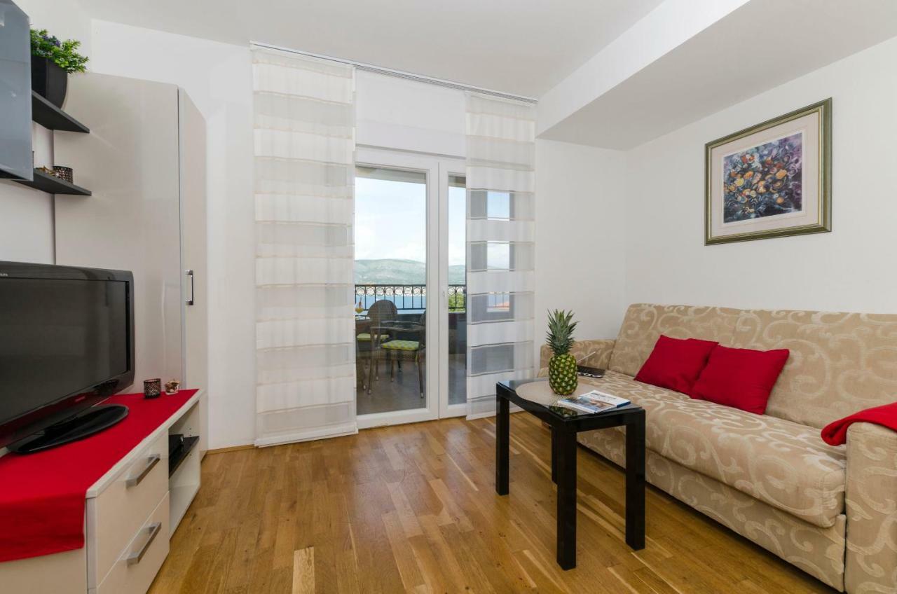 Apartments Maja Donji Okrug  Room photo